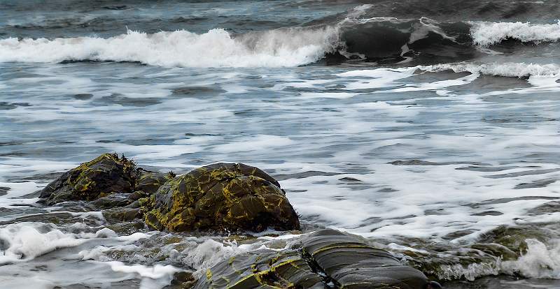 Waves on Rocks.jpg - Intermediate Section
